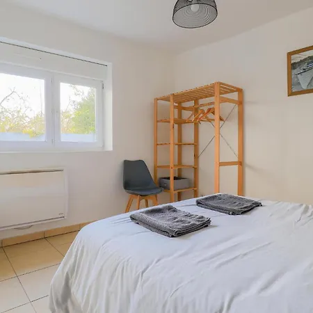 1 Bedroom Gorgeous In Hébergement de vacances *